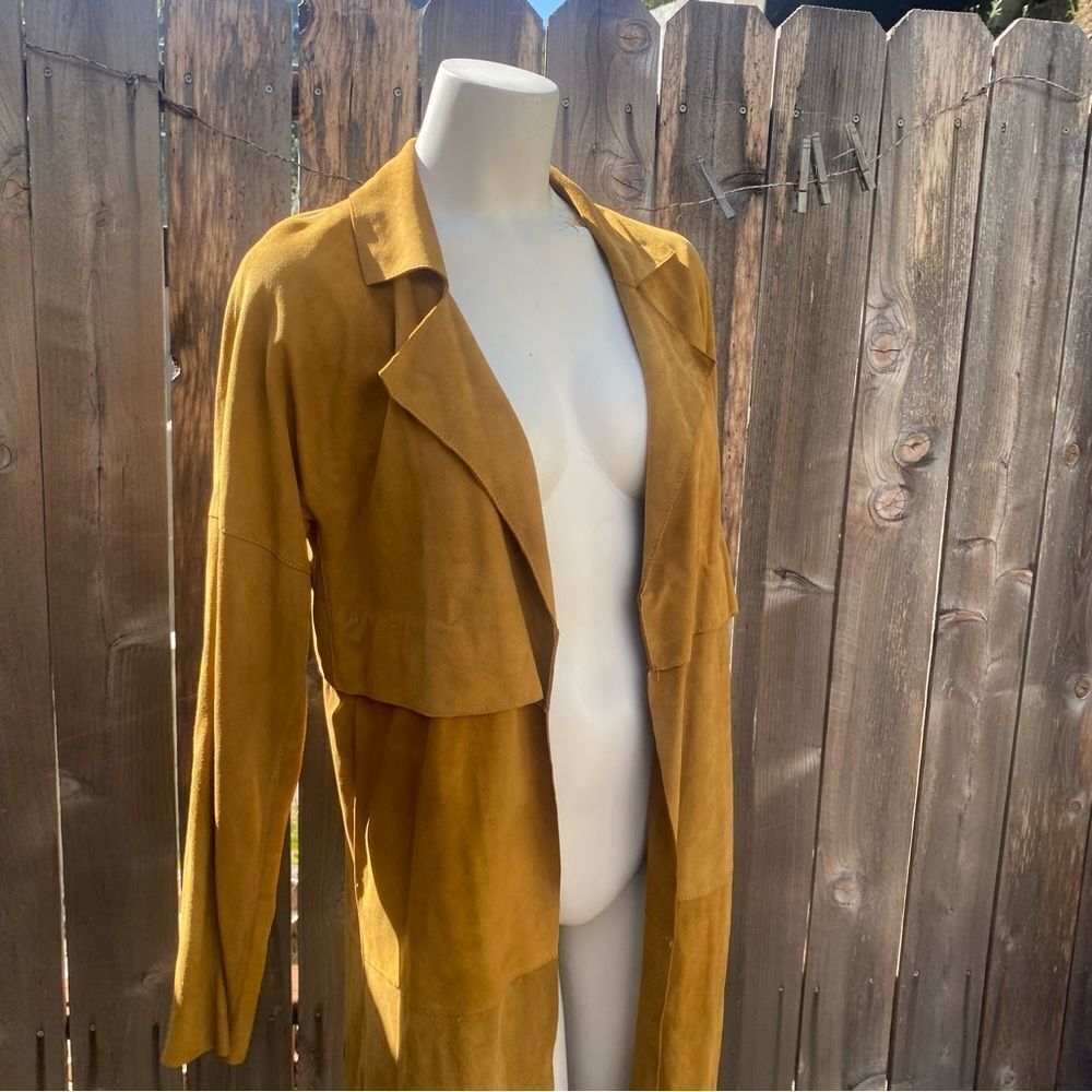 Linea Pelle suede trench camel small 
Size: S - Picture 11 of 16